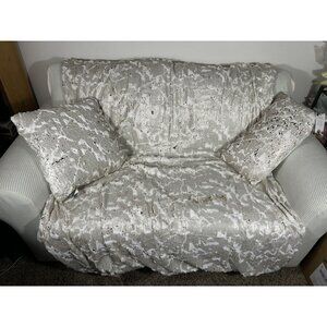 Aviva Stanoff Mermaid Sequin Cream Gold Throw /2 Pillow Set, Total Luxury, NWT,